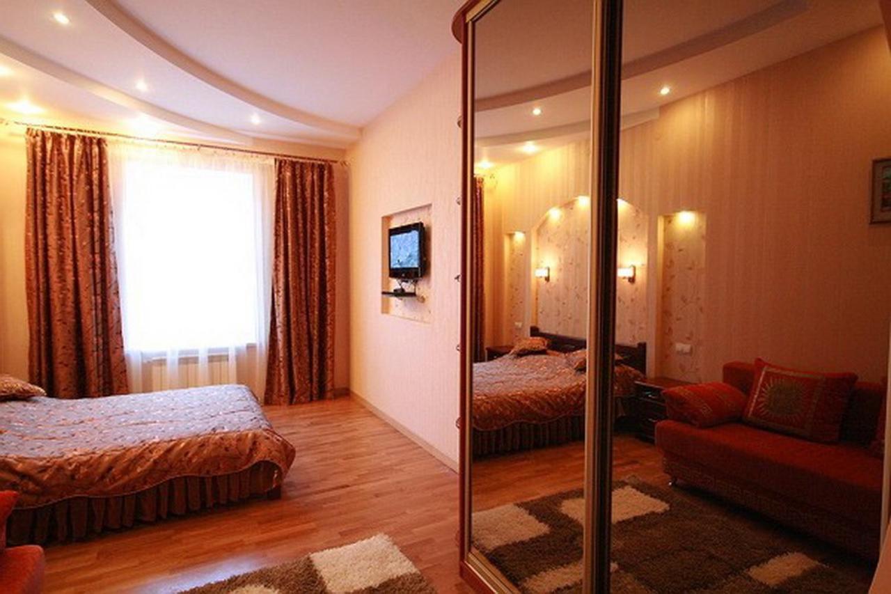 Park And Opera Apartments Lviv Exterior foto